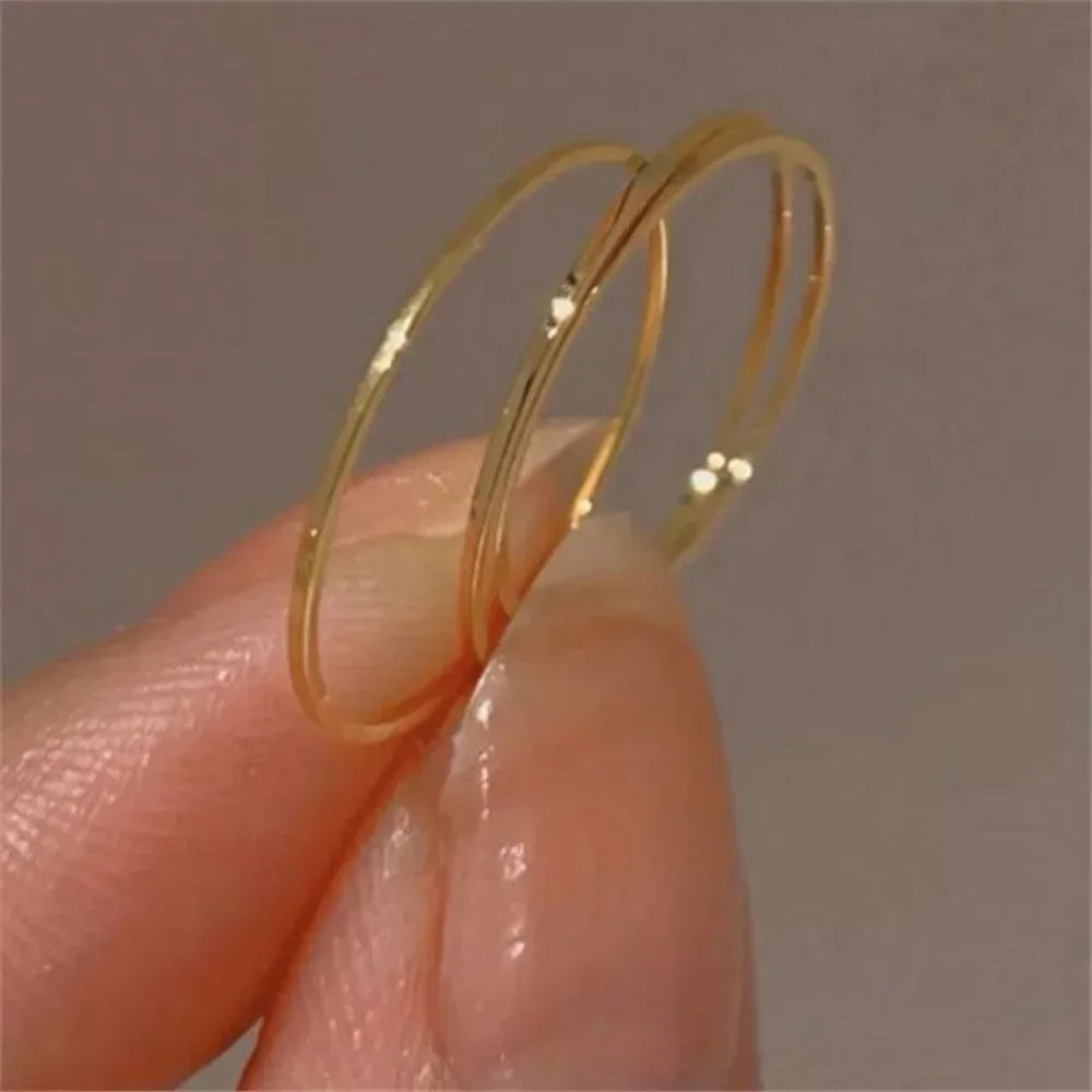 Minimalist Silver-Plated Stainless Steel Rings for Women
Elegant Stackable Design | Modern Everyday Jewelry | Durable, Tarnish-Resistant Finish.